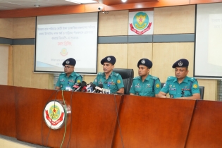 উত্তরায় র‌্যাব পরিচয়ে কোটি টাকার ডাকাতির রহস্য উদঘাটন, নগদ অর্থসহ গ্রেফতার ৫