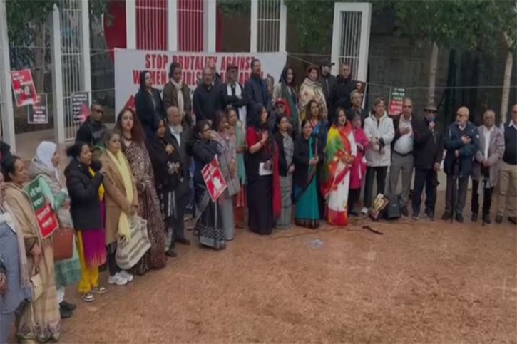 আলতাব আলী পার্কে নারী জাগরণ: নারী সসম্মানে বাঁচলে দেশের ভবিষ্যৎ হয় উজ্জ্বল আলতাব আলী পার্কে নারী জাগরণ: নারী সসম্মানে বাঁচলে দেশের ভবিষ্যৎ হয় উজ্জ্বল